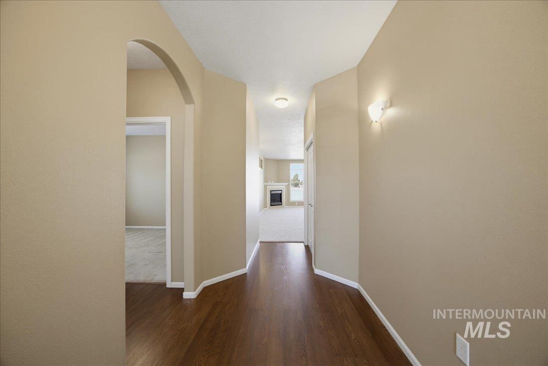 3054 W Sheryl Dr Property Photo 9