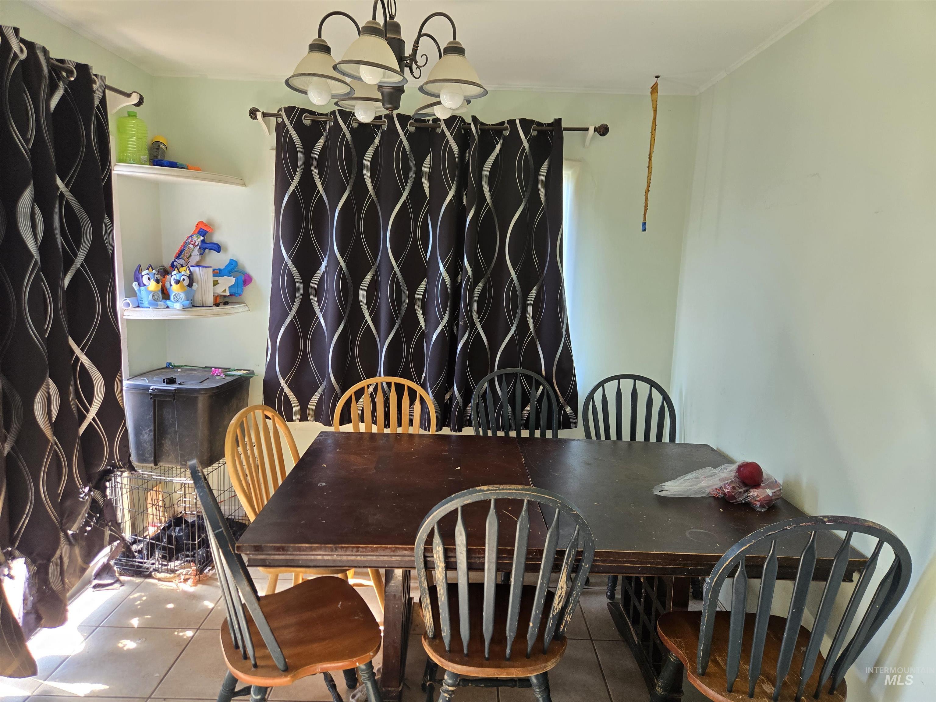 620 Burrell Ave. Property Photo 2