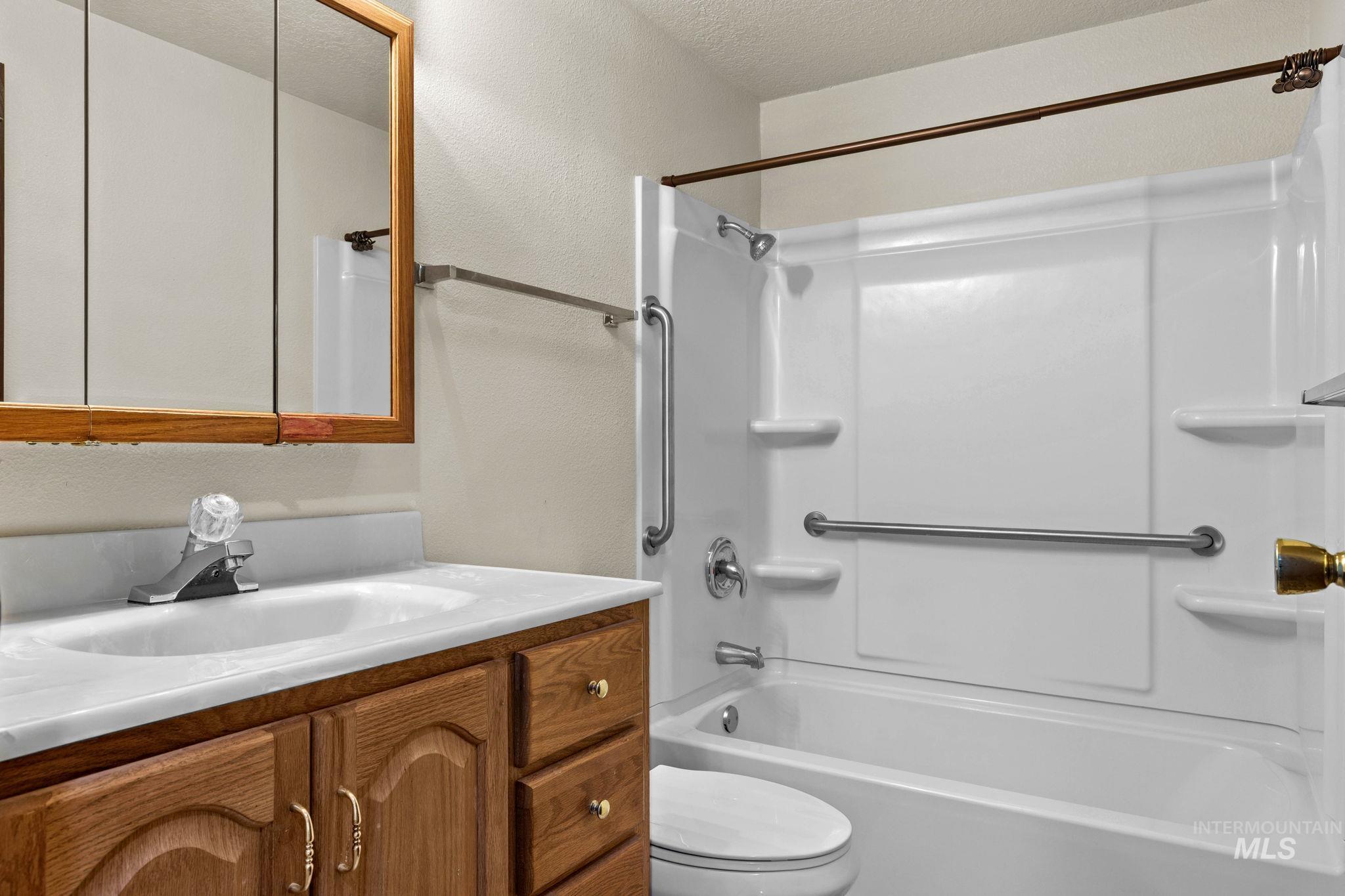 500 Berkley St. Property Photo 28