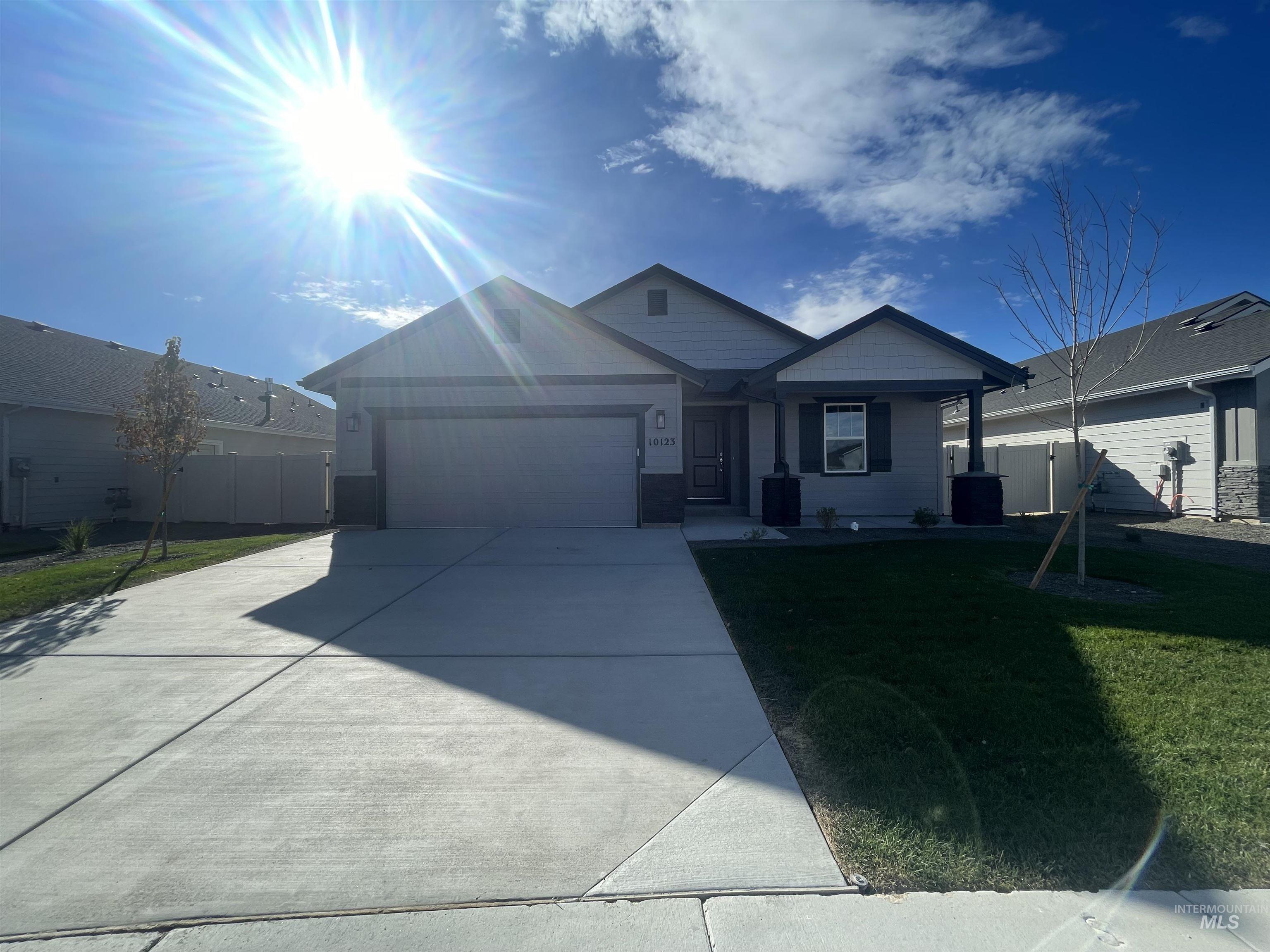 10123 Bellevue Ridge St Property Photo 1