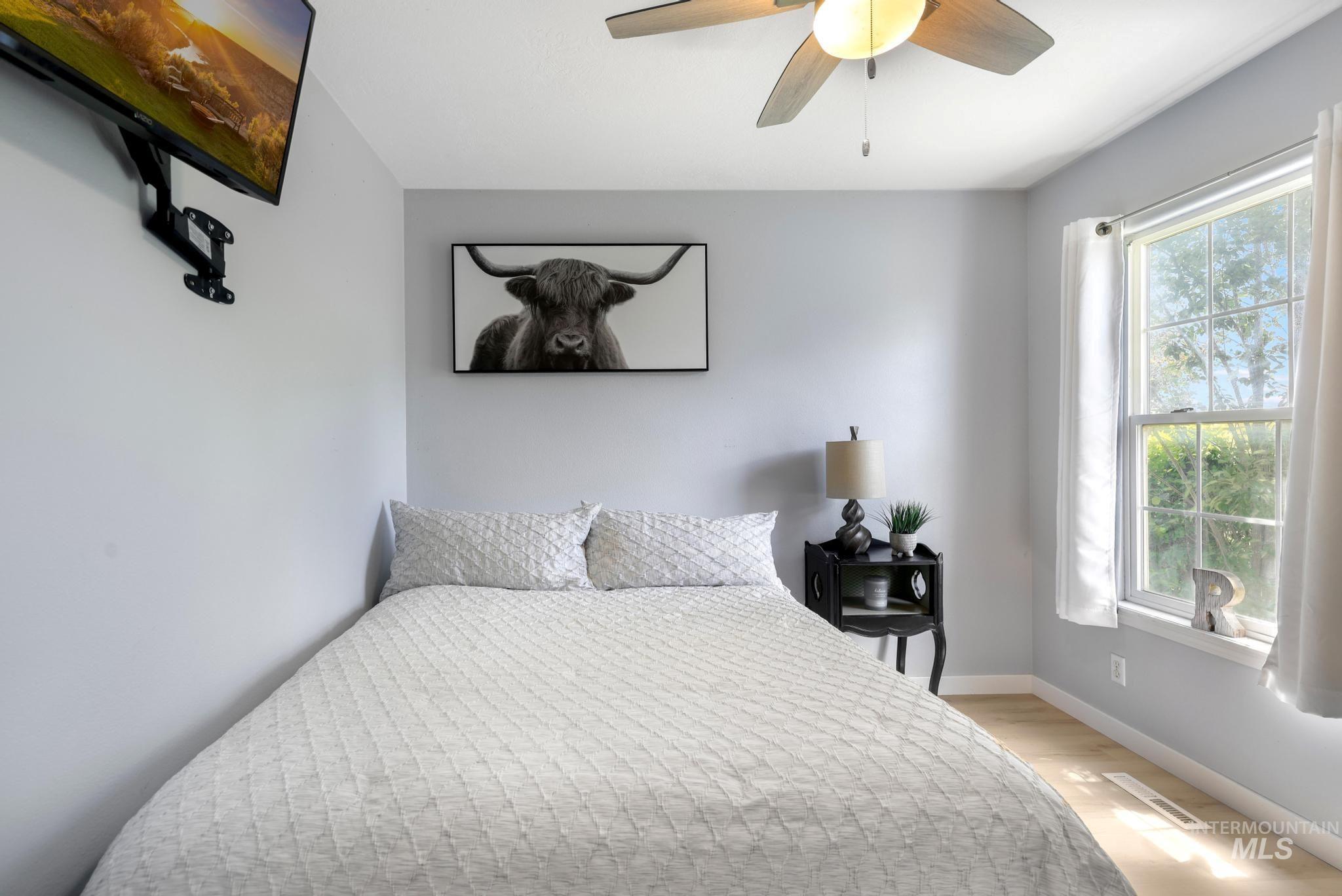 3962 N 2405 E Property Photo 32