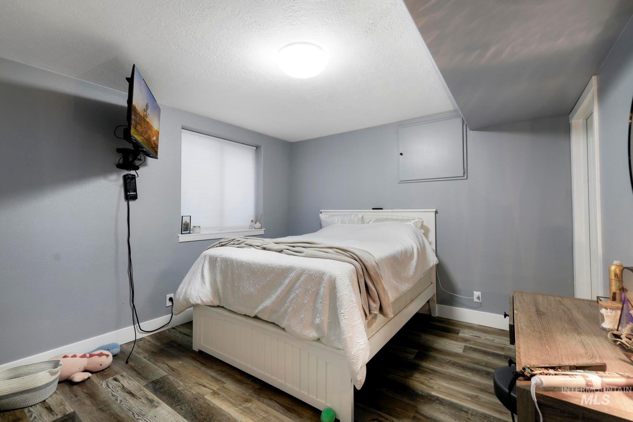 3962 N 2405 E Property Photo 38