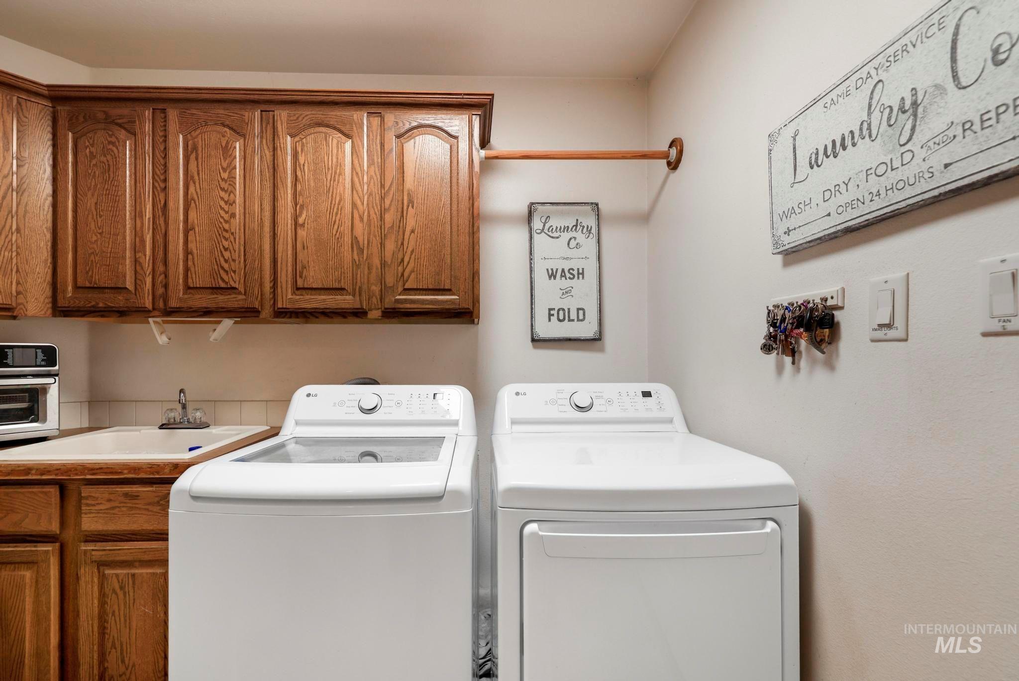 3962 N 2405 E Property Photo 43