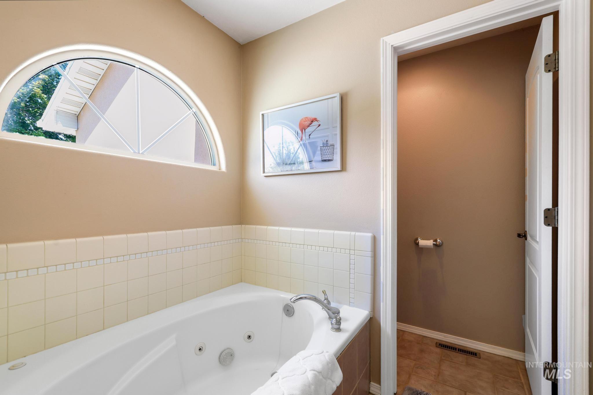 3962 N 2405 E Property Photo 32