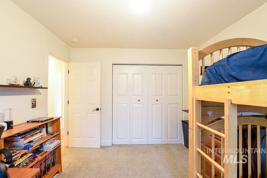 426 Quail Run Dr. Property Photo 24