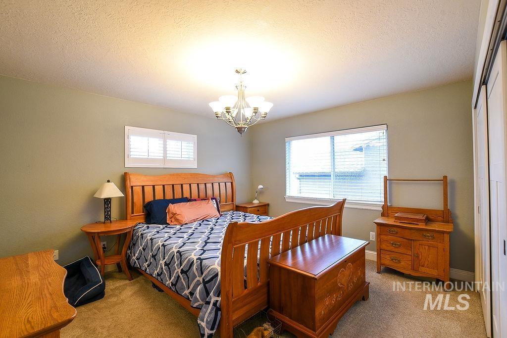 426 Quail Run Dr. Property Photo 25