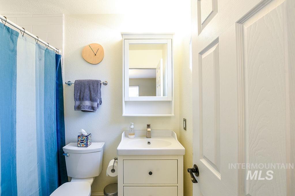 426 Quail Run Dr. Property Photo 27