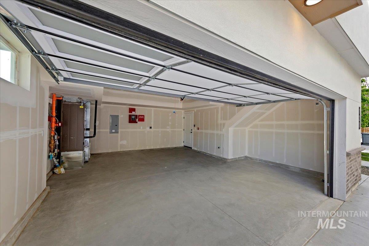 120 E Pennsylvania St Property Photo 46