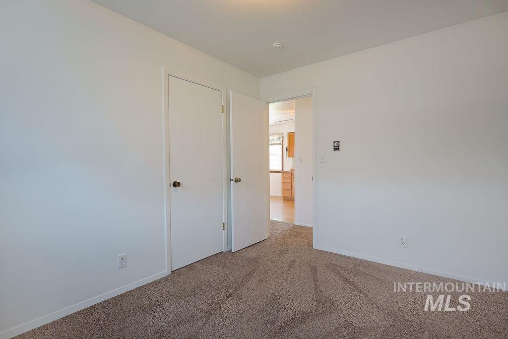 743 20th Ave. E Property Photo 14