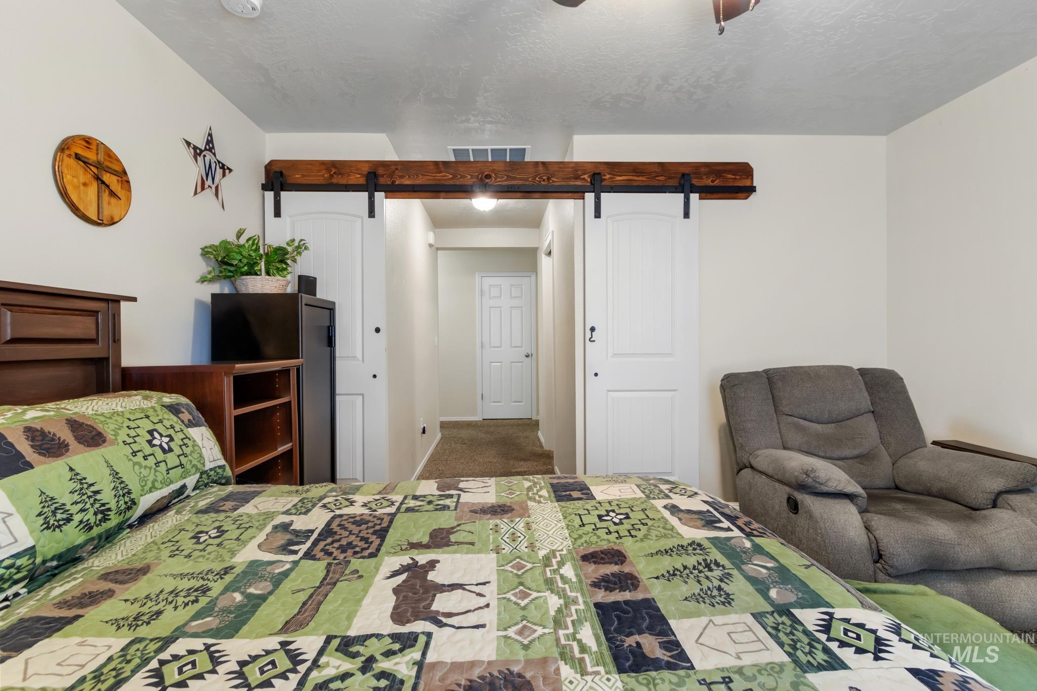 11706 Wilmington St Property Photo 15