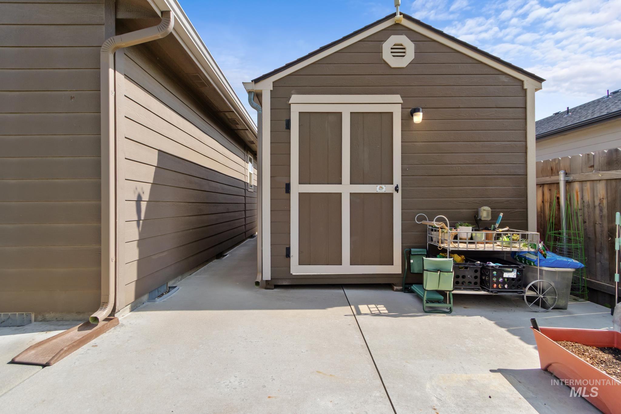 11706 Wilmington St Property Photo 45