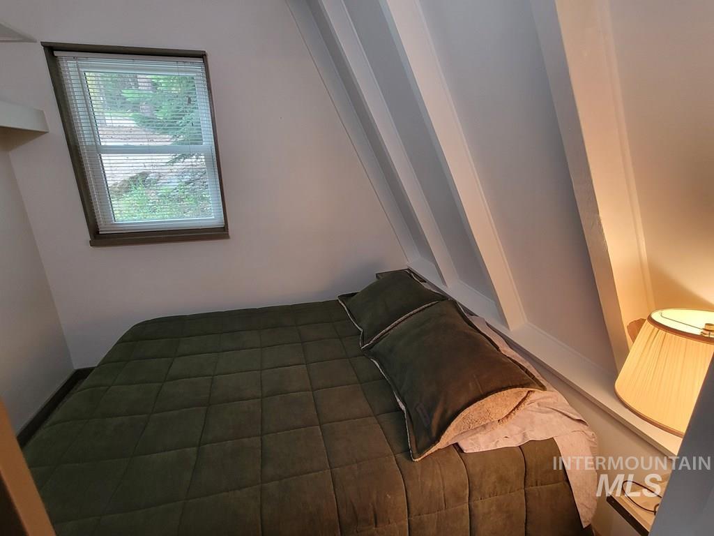 32 Duffy's Lane Property Photo 17