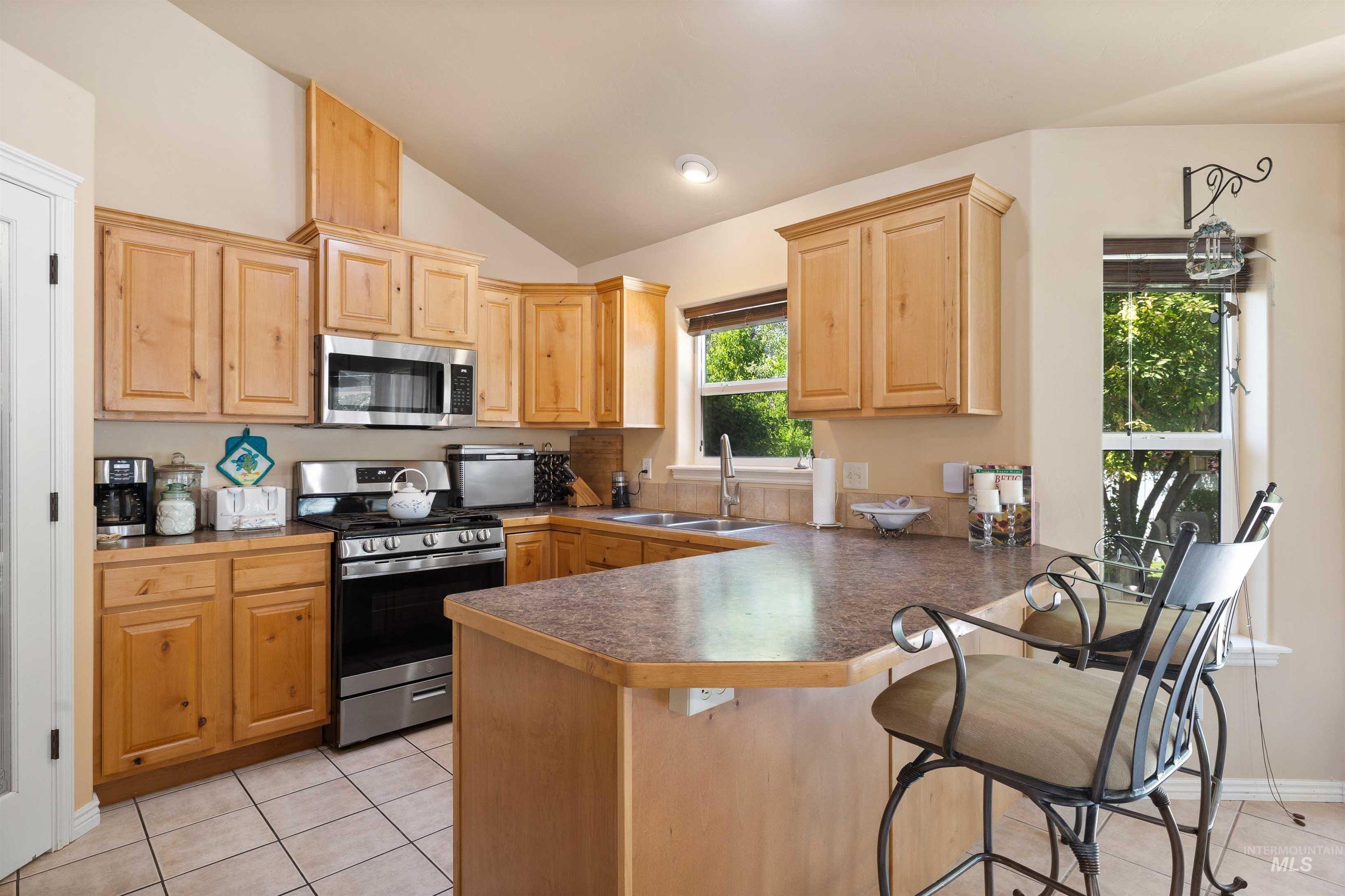 442 Pioneer Path Property Photo 12