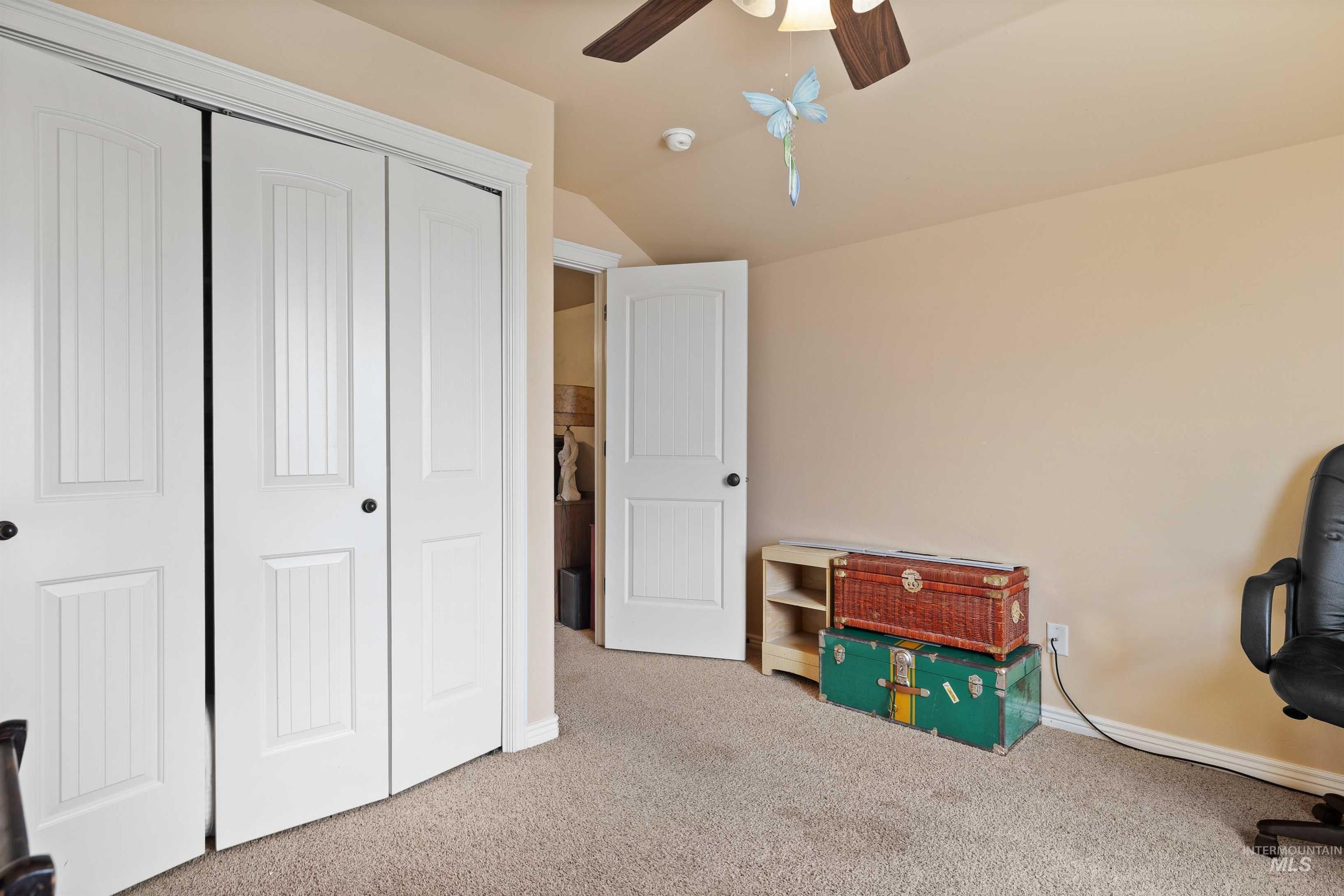 442 Pioneer Path Property Photo 24