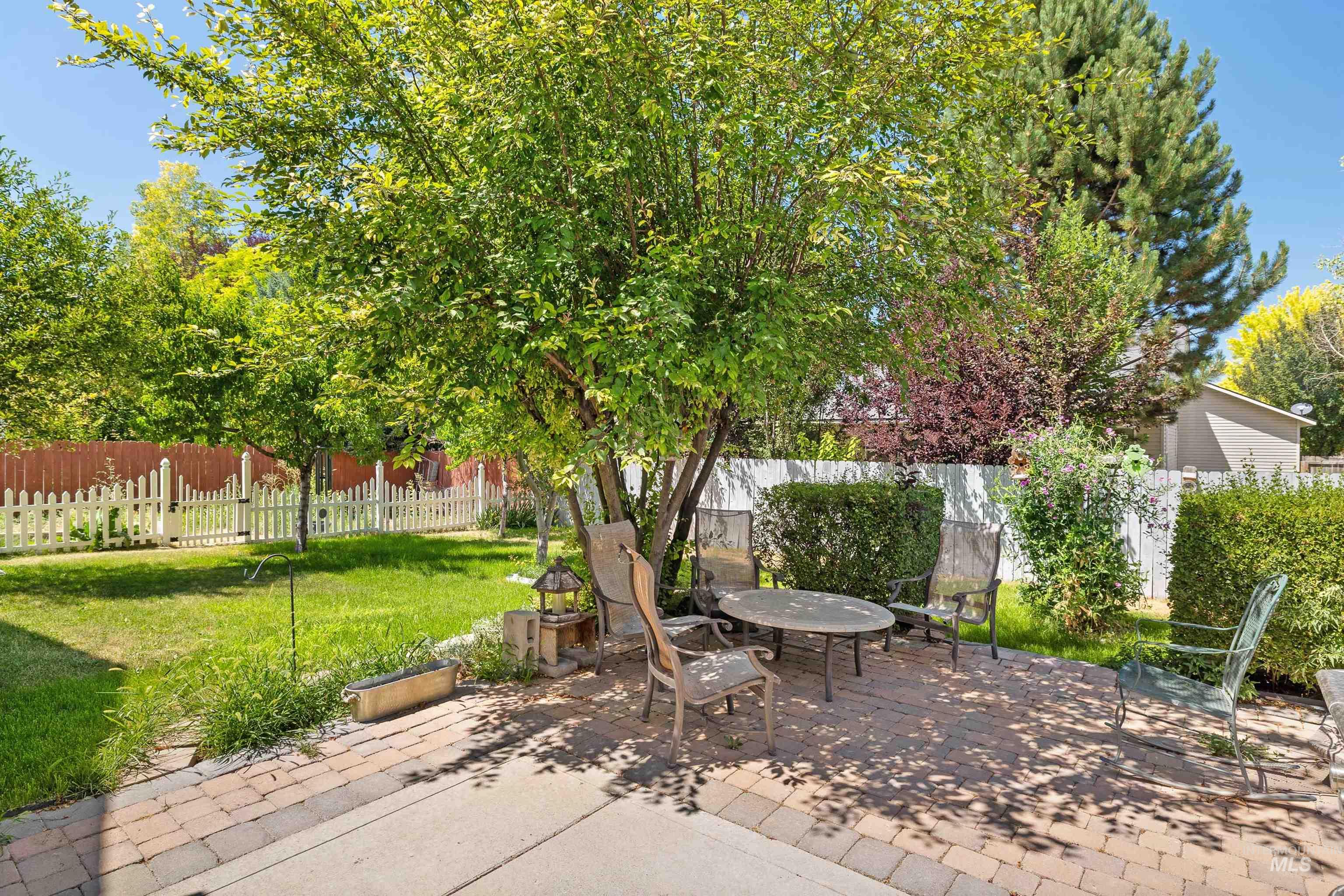 442 Pioneer Path Property Photo 29