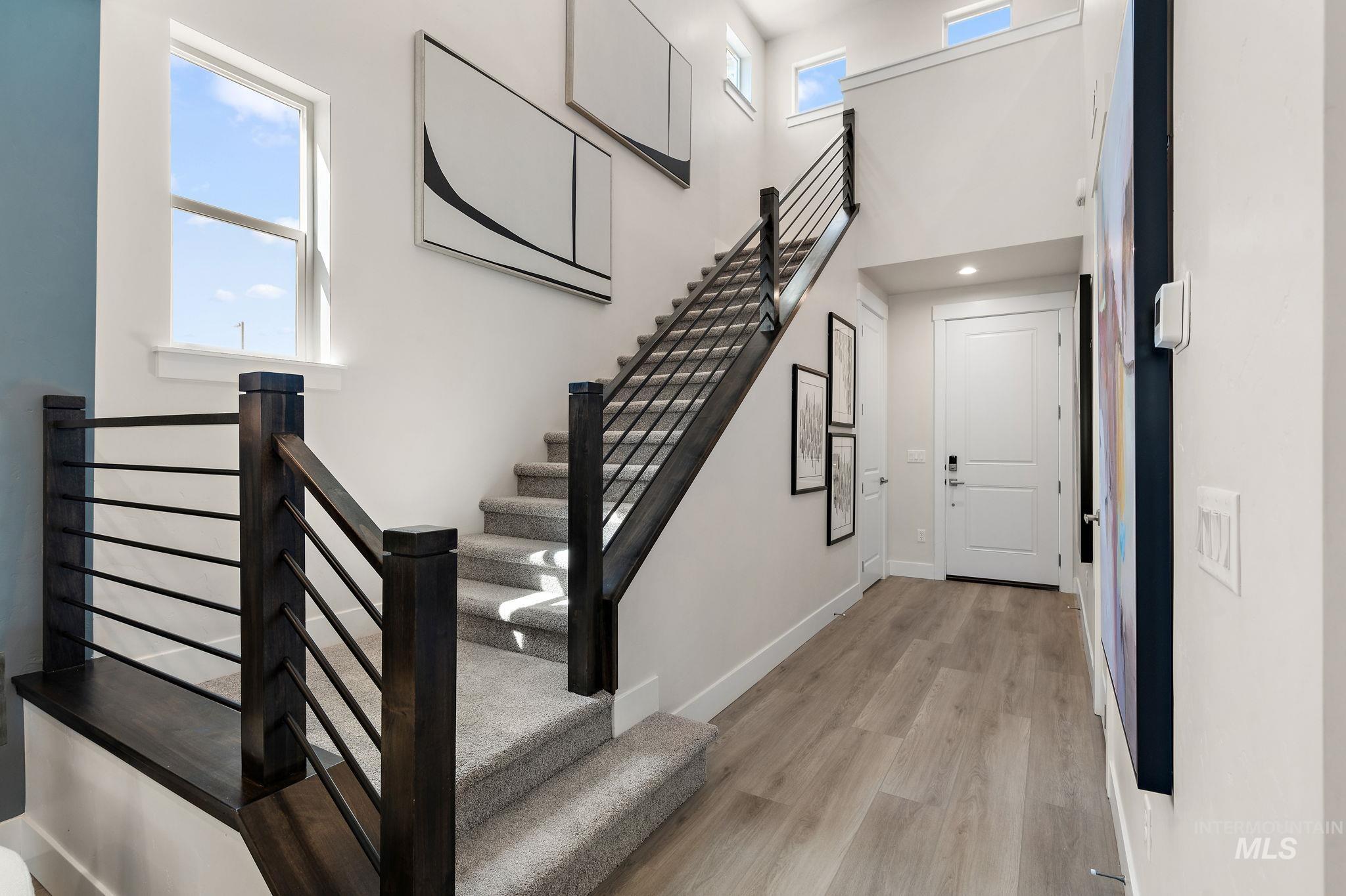 2285 N Asner Ave. Property Photo 17