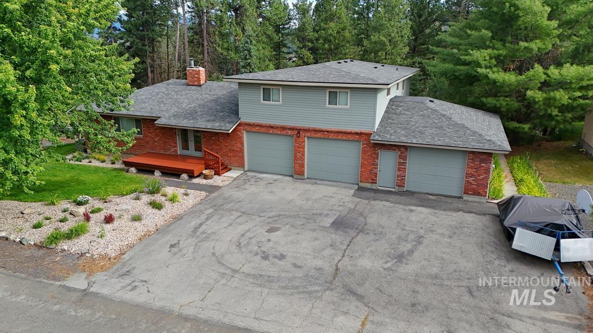 506 Lakeview Drive Property Photo 8