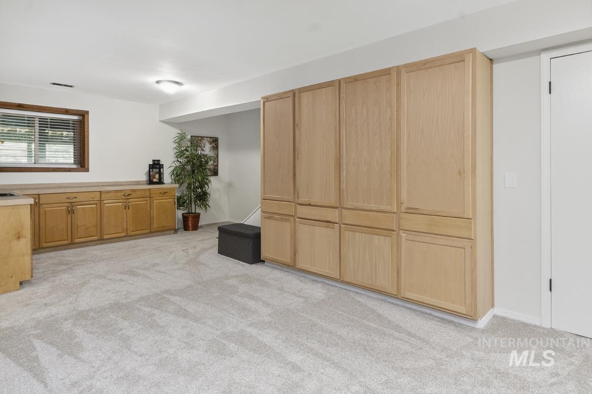 506 Lakeview Drive Property Photo 33