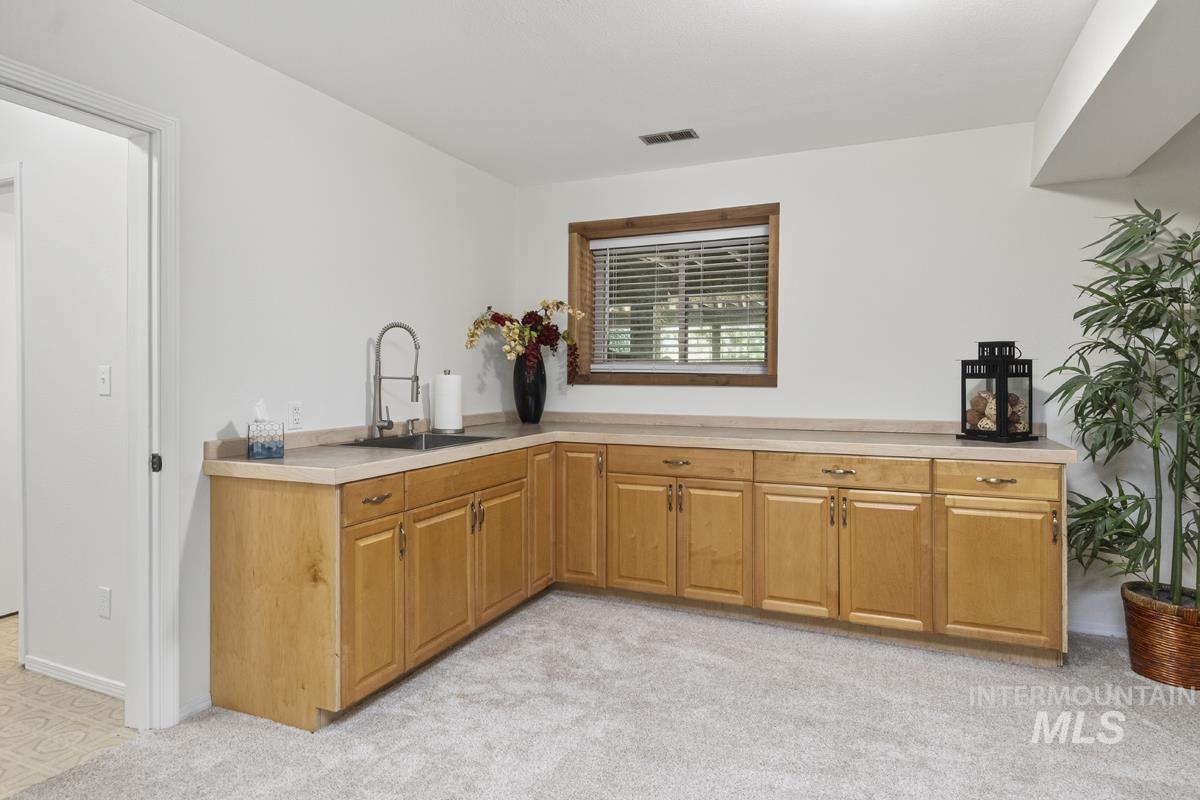 506 Lakeview Drive Property Photo 34