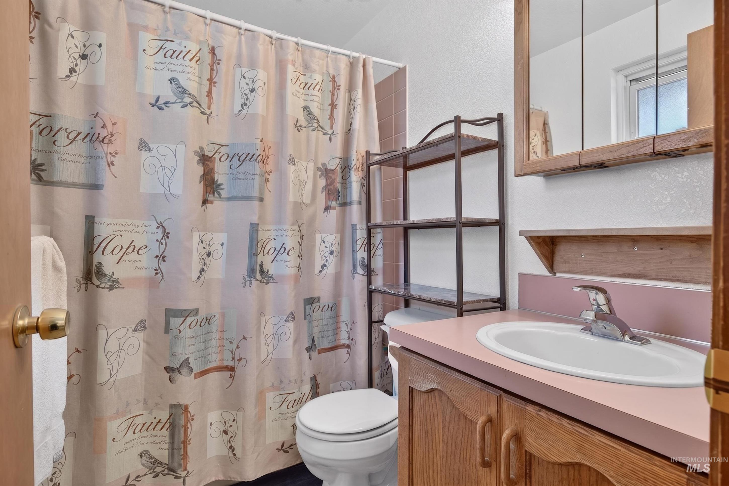 1120 Opal Ct Property Photo 15