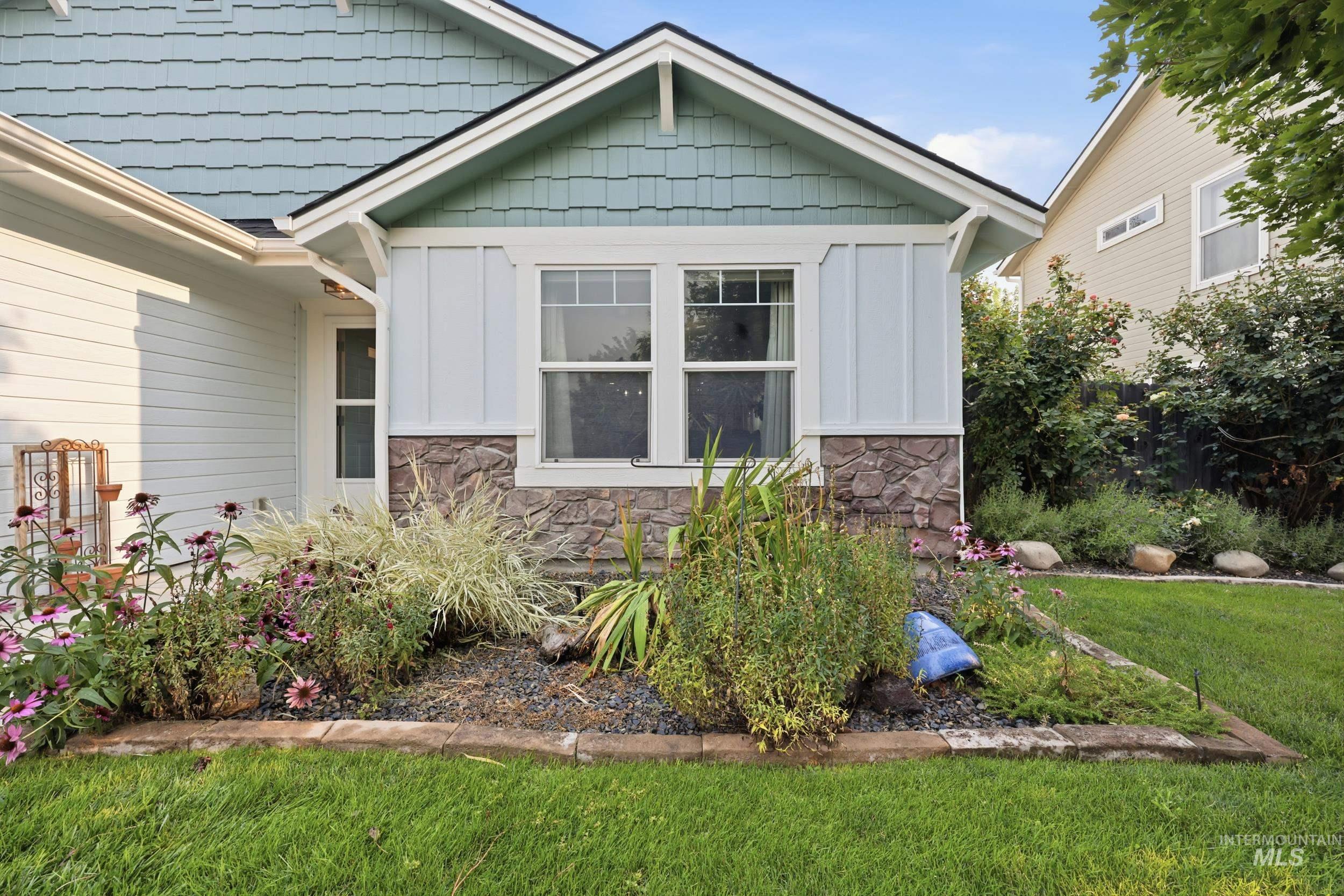 850 W Sandbox St. Property Photo 4