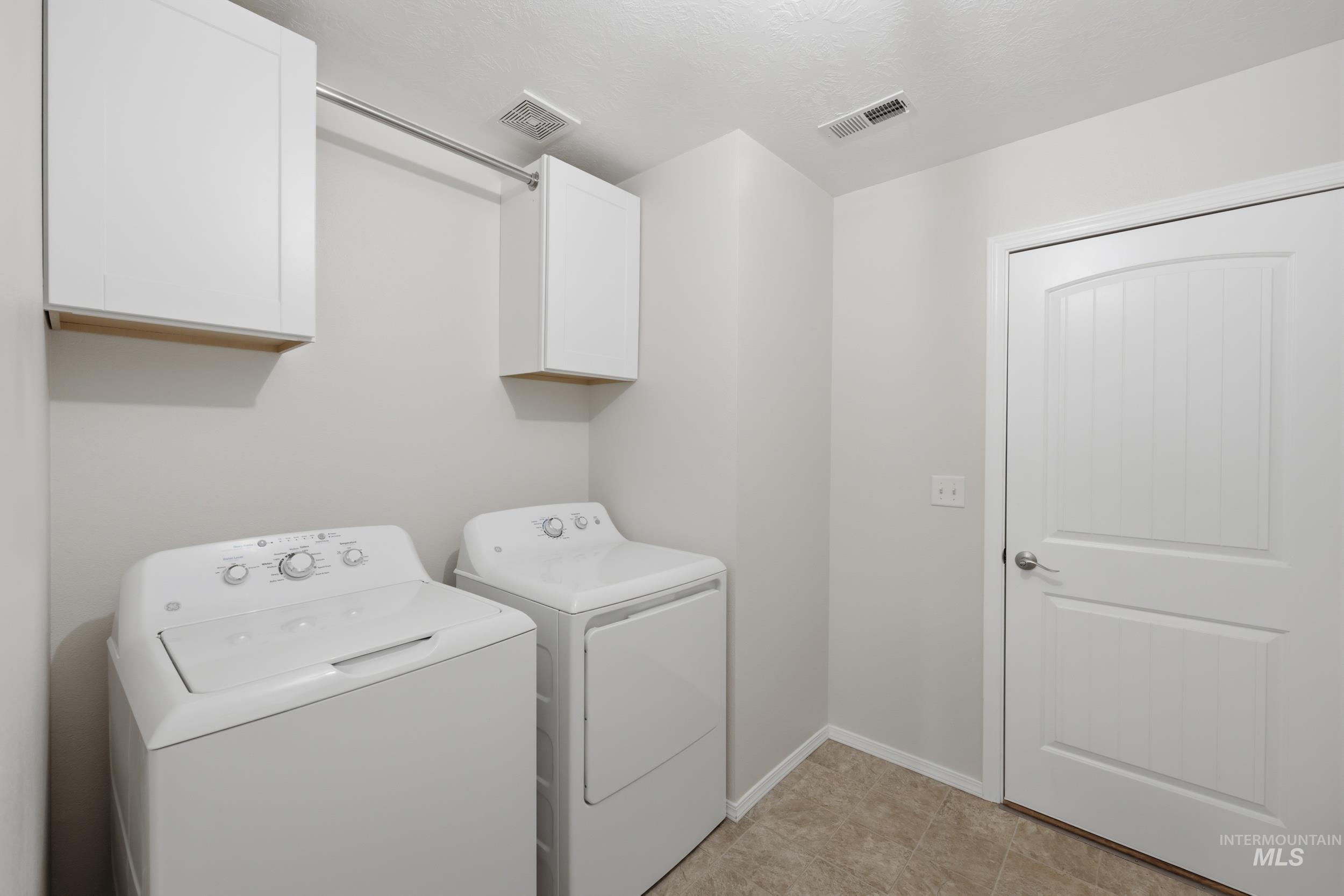 850 W Sandbox St. Property Photo 27