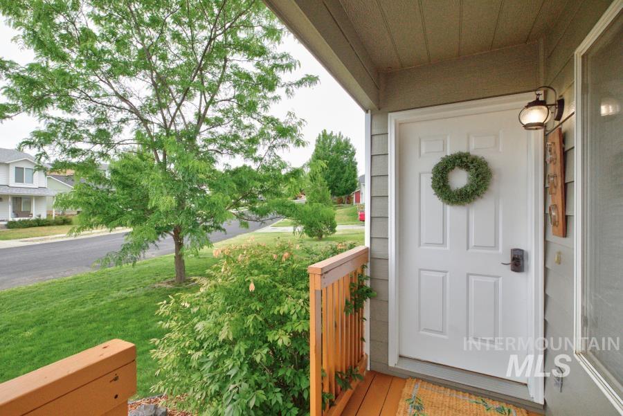 390 Quail Rn Property Photo 3