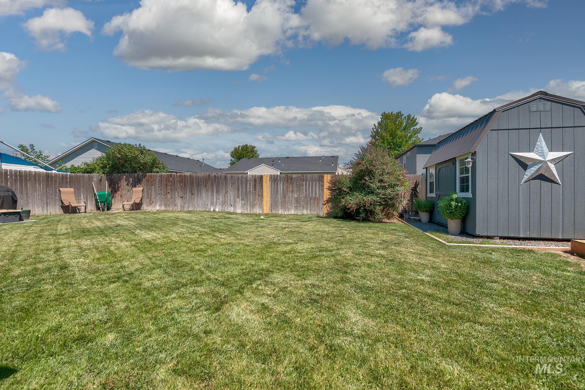 782 S Arrowrock Property Photo 33