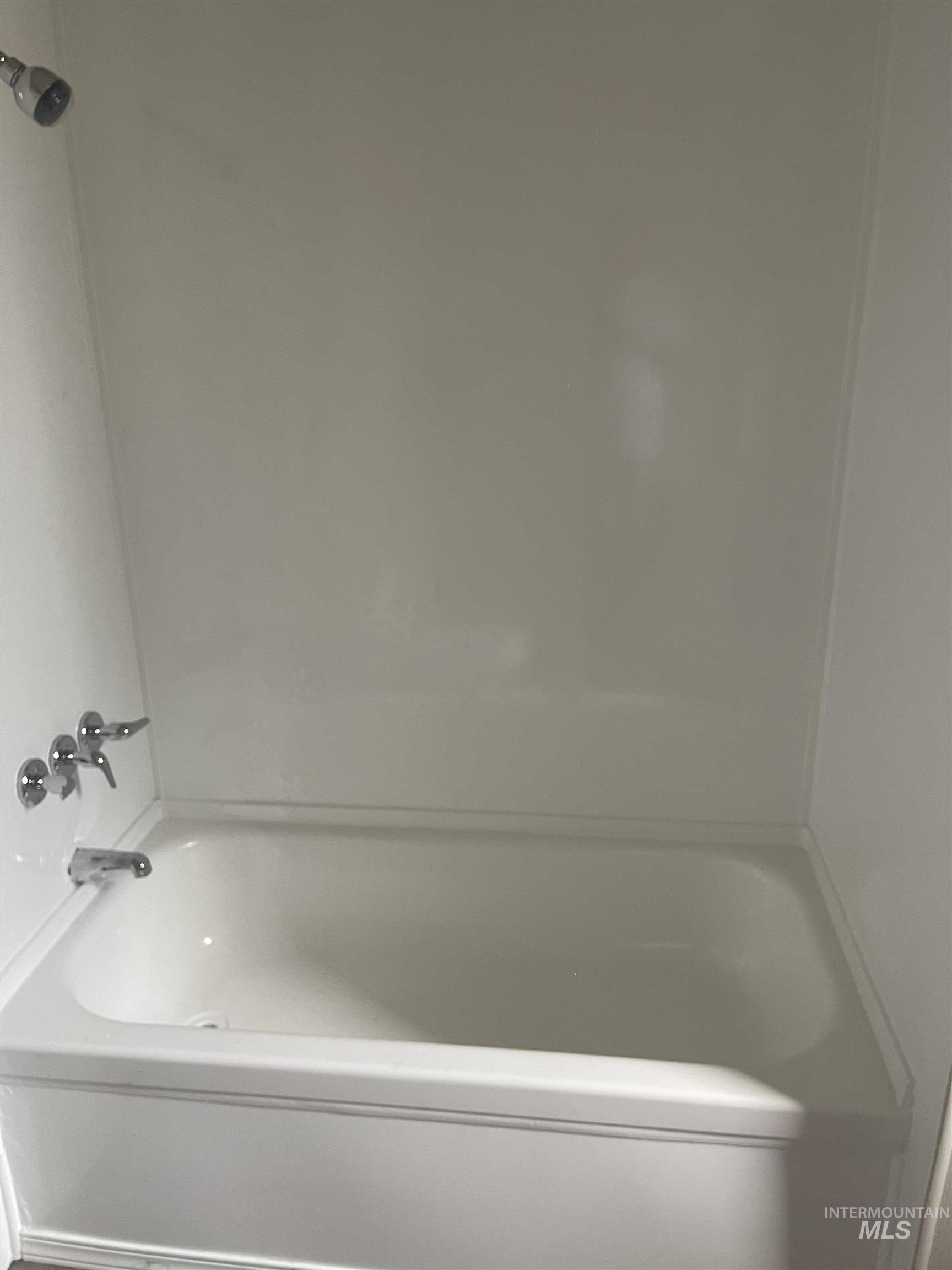 602 Chucker Dr Property Photo 13