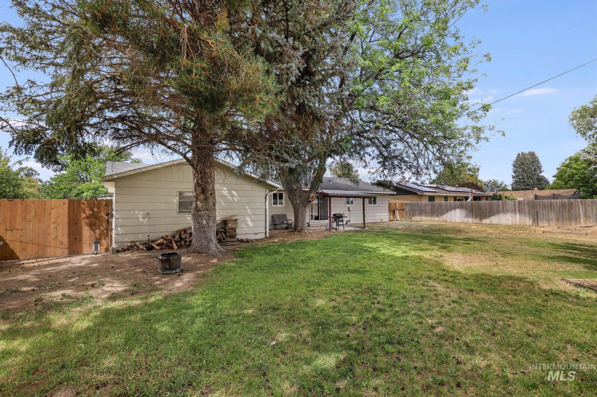 679 Crestview Dr Property Photo 33