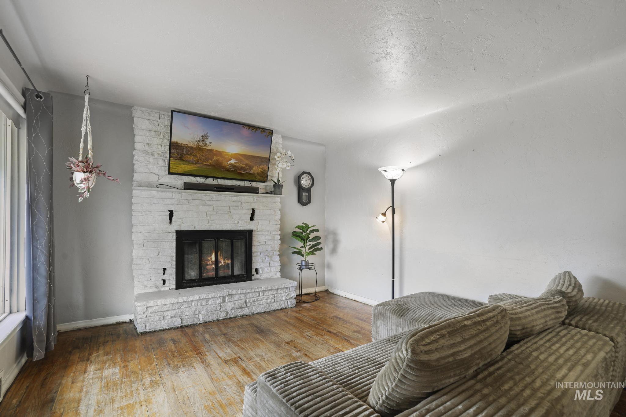 305 Borah Avenue Property Photo 3