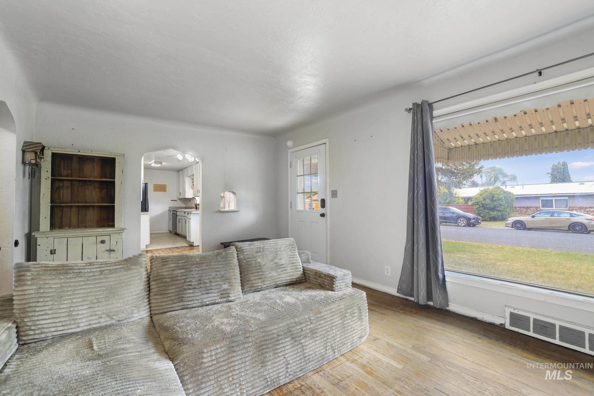 305 Borah Avenue Property Photo 5