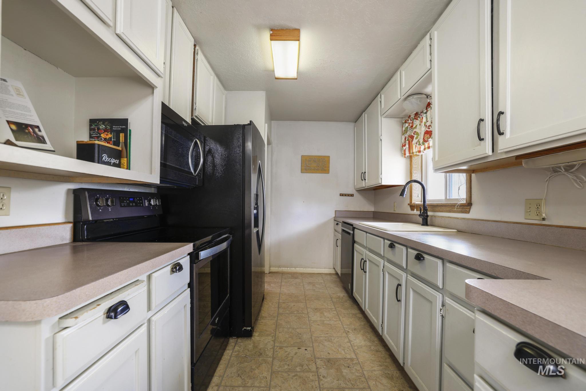 305 Borah Avenue Property Photo 7