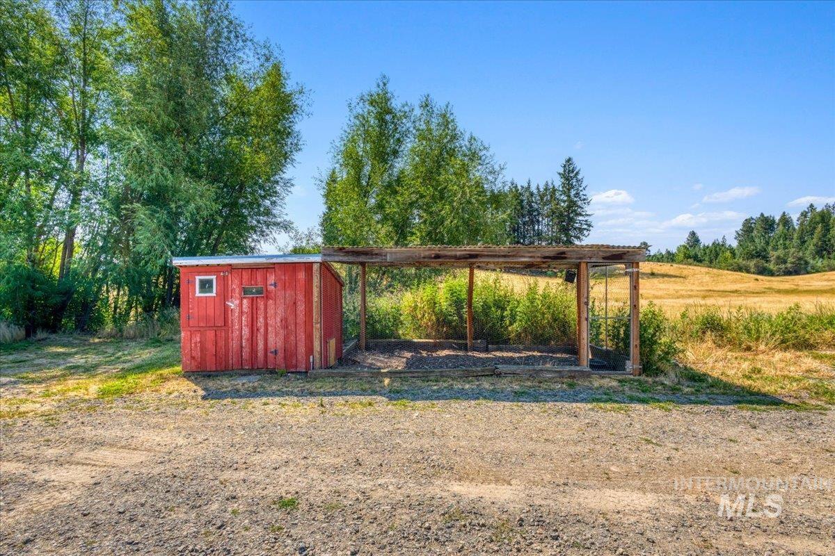 1071 Reynolds Rd Property Photo 29
