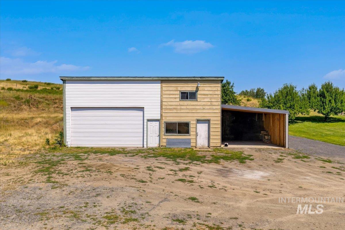 1071 Reynolds Rd Property Photo 30