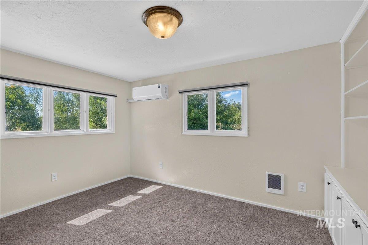 1071 Reynolds Rd Property Photo 37