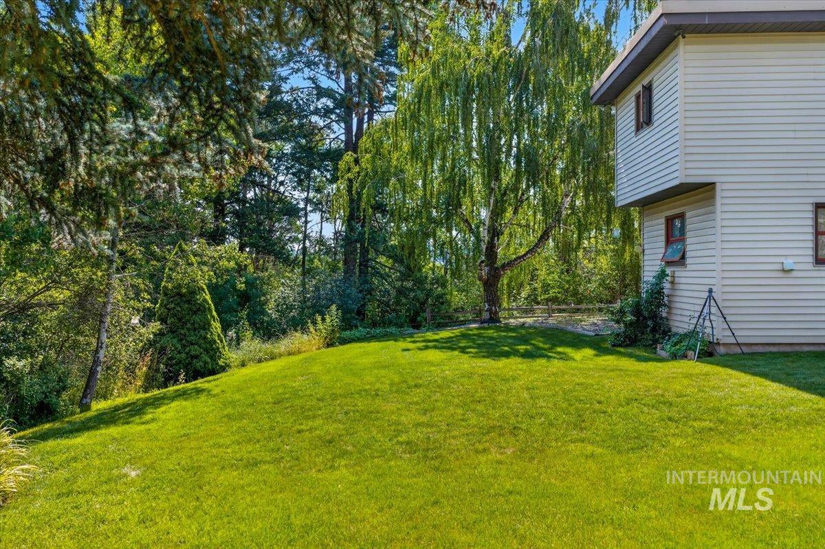 1071 Reynolds Rd Property Photo 43
