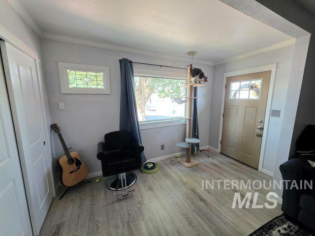 411 29th St Property Photo 3
