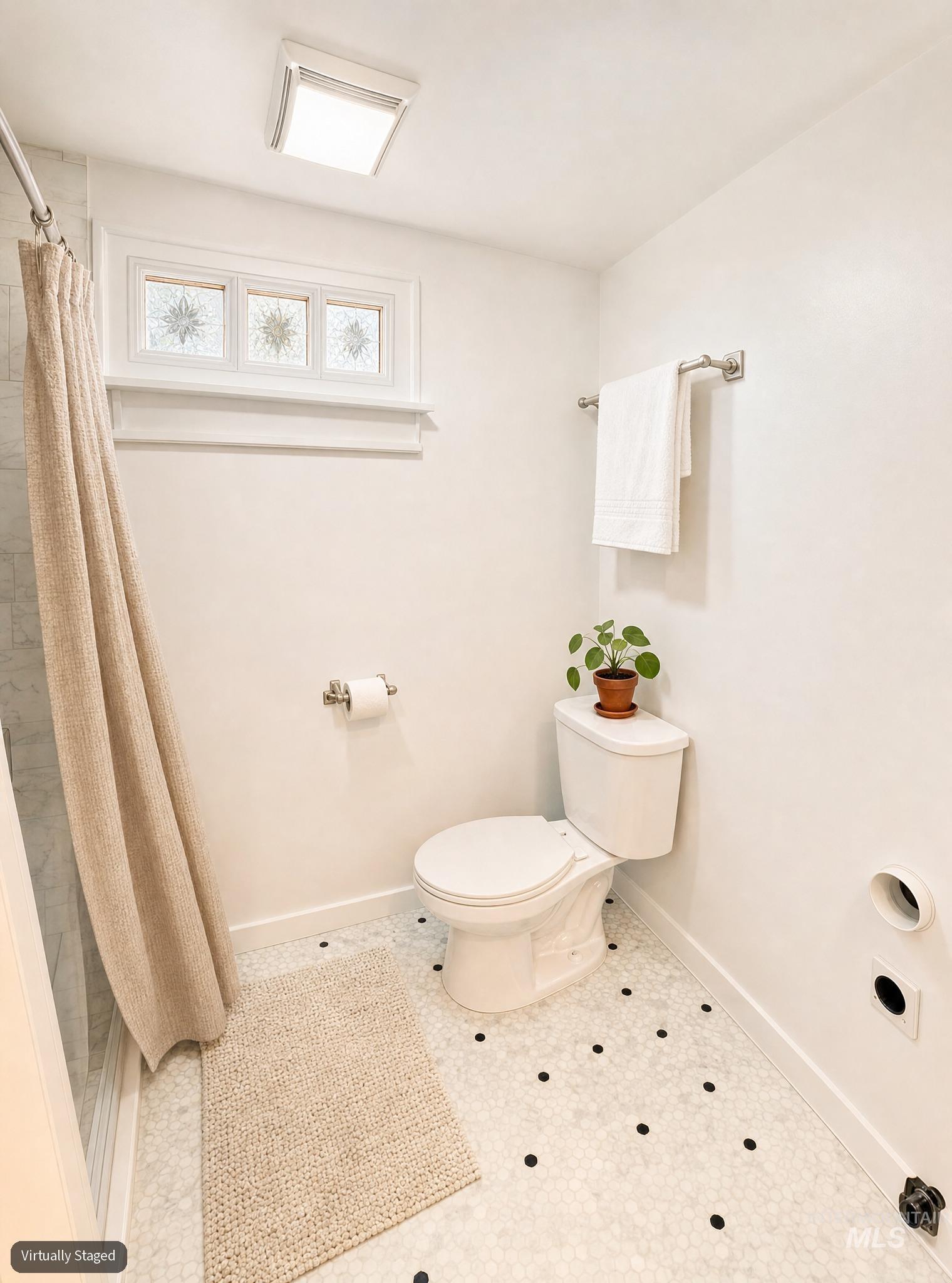 411 29th St Property Photo 17