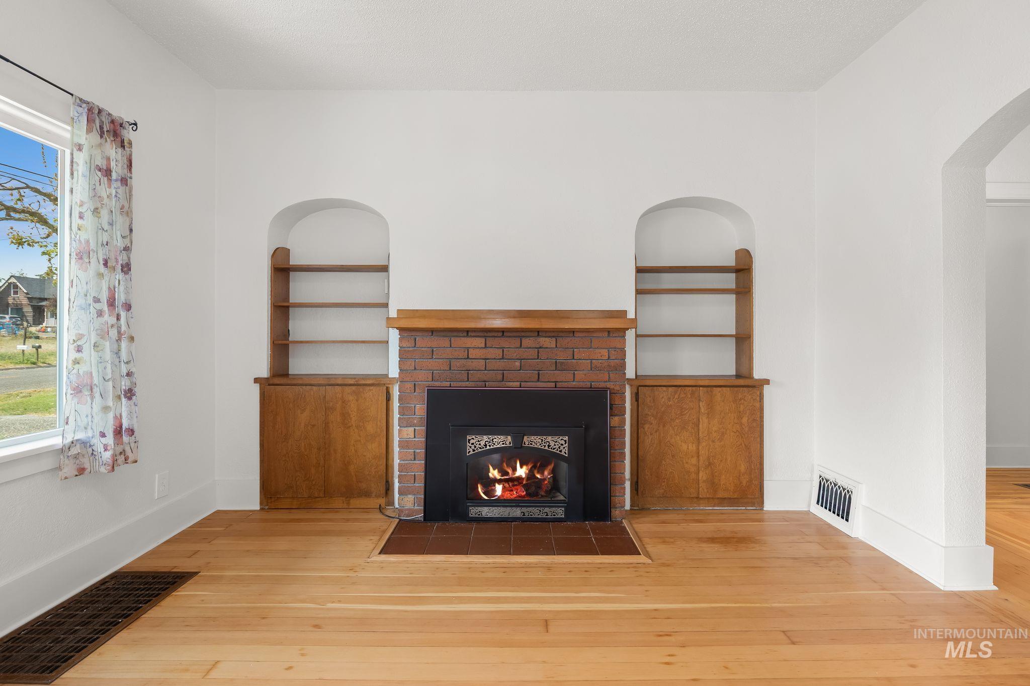 1518 Elm St. Property Photo 17