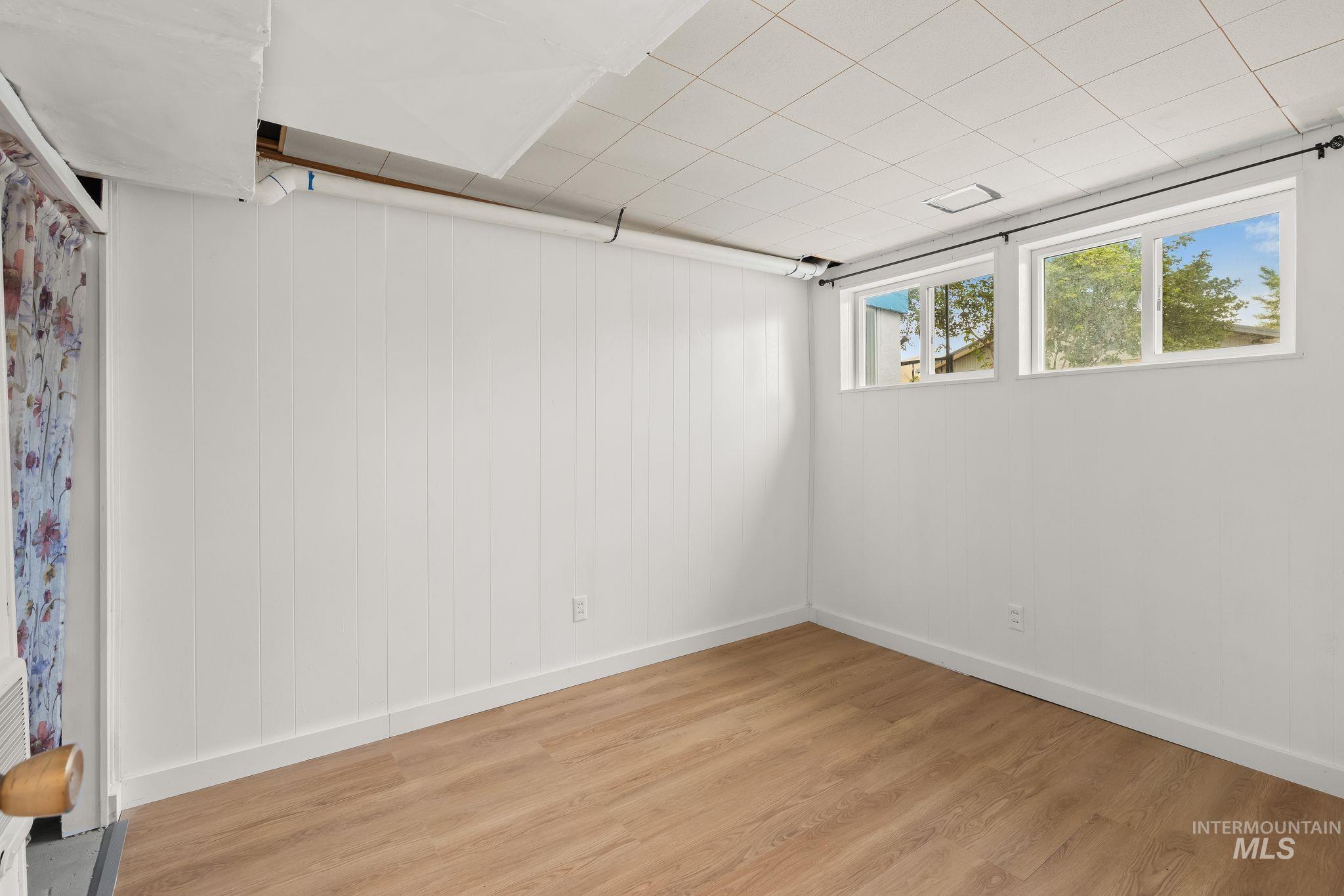 1518 Elm St. Property Photo 33