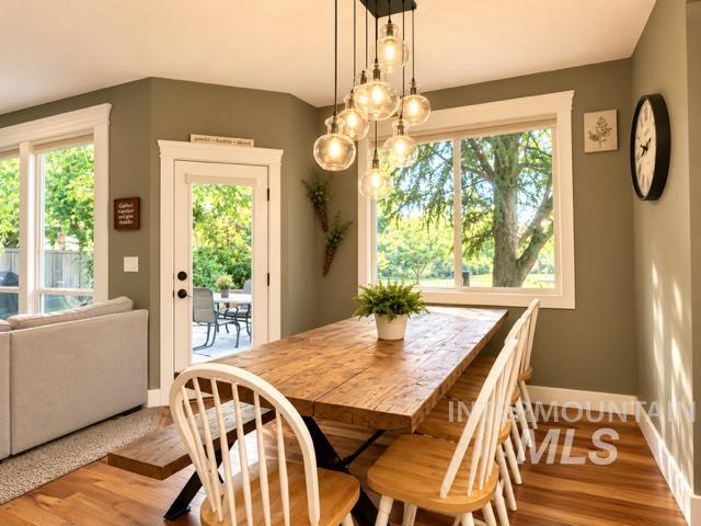 731 E Ridge Dr Property Photo 8
