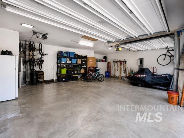731 E Ridge Dr Property Photo 41