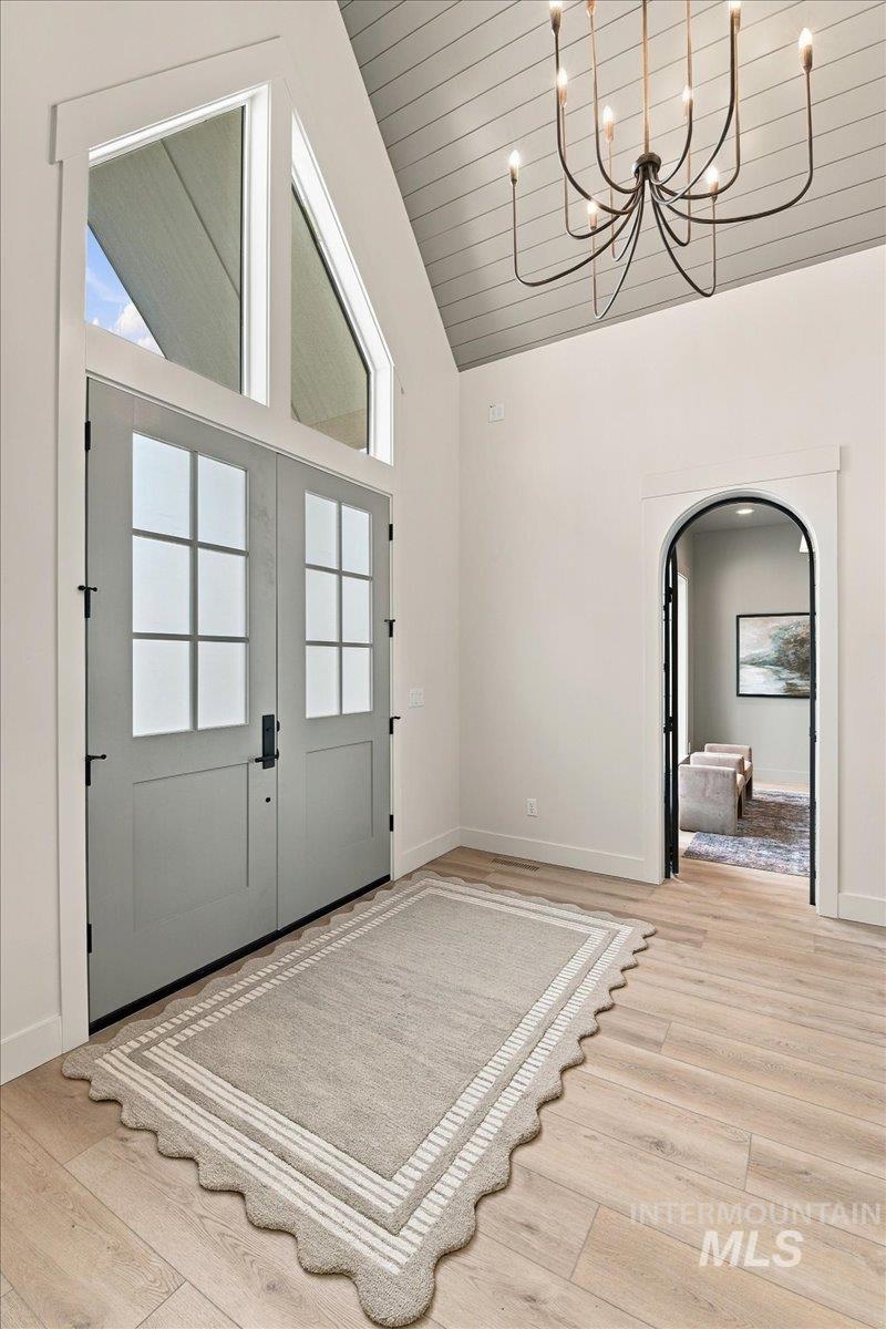 3368 N Harvest Moon Way Property Photo 5