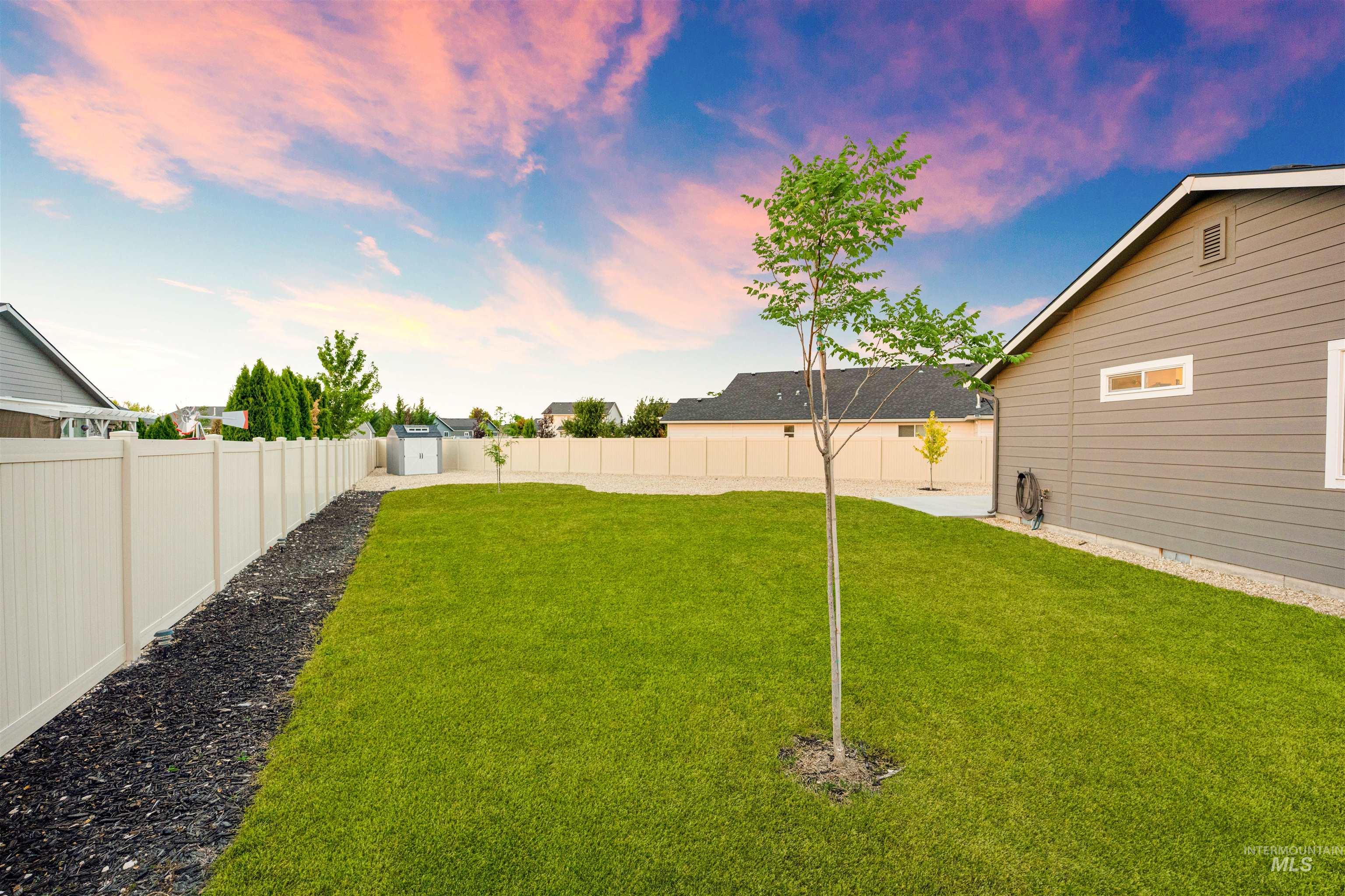 522 W Tanzanite Ct. Property Photo 37