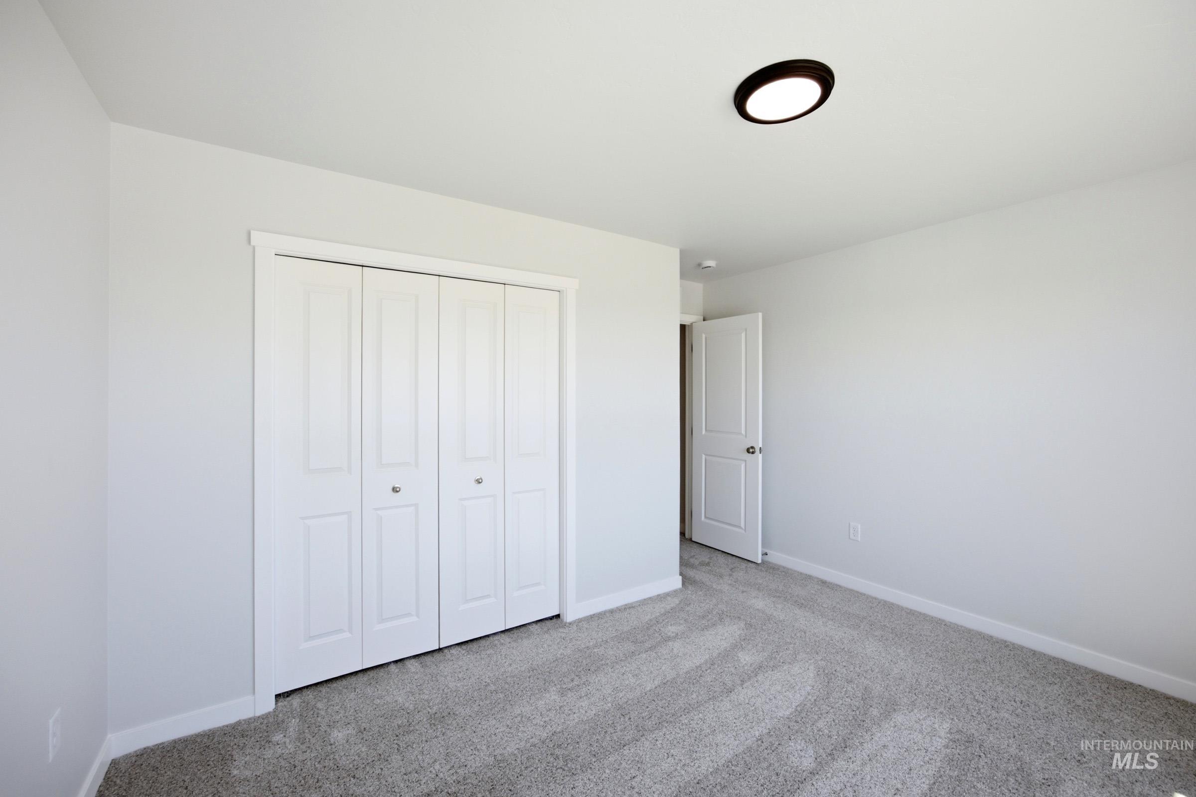 1075 Coffee Pond Ave Property Photo 23