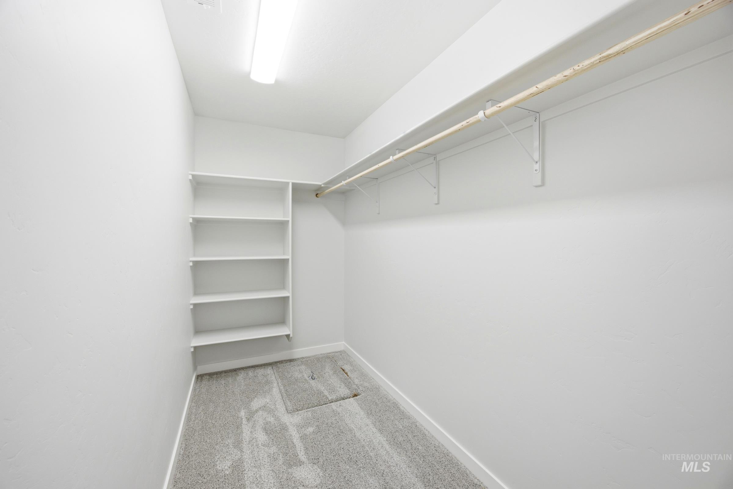 1360 Sunday River St Property Photo 15