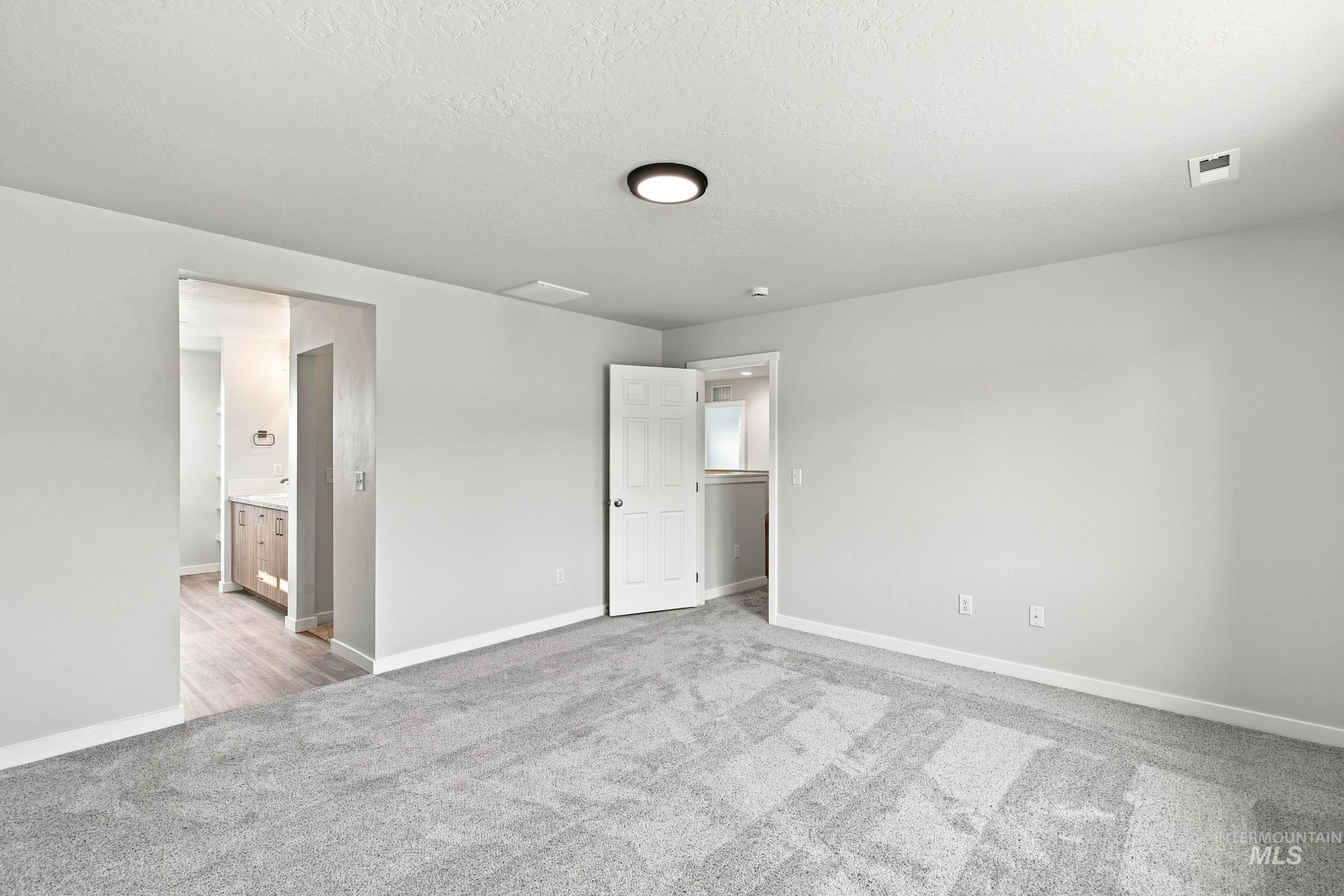 1452 Sunday River St Property Photo 16