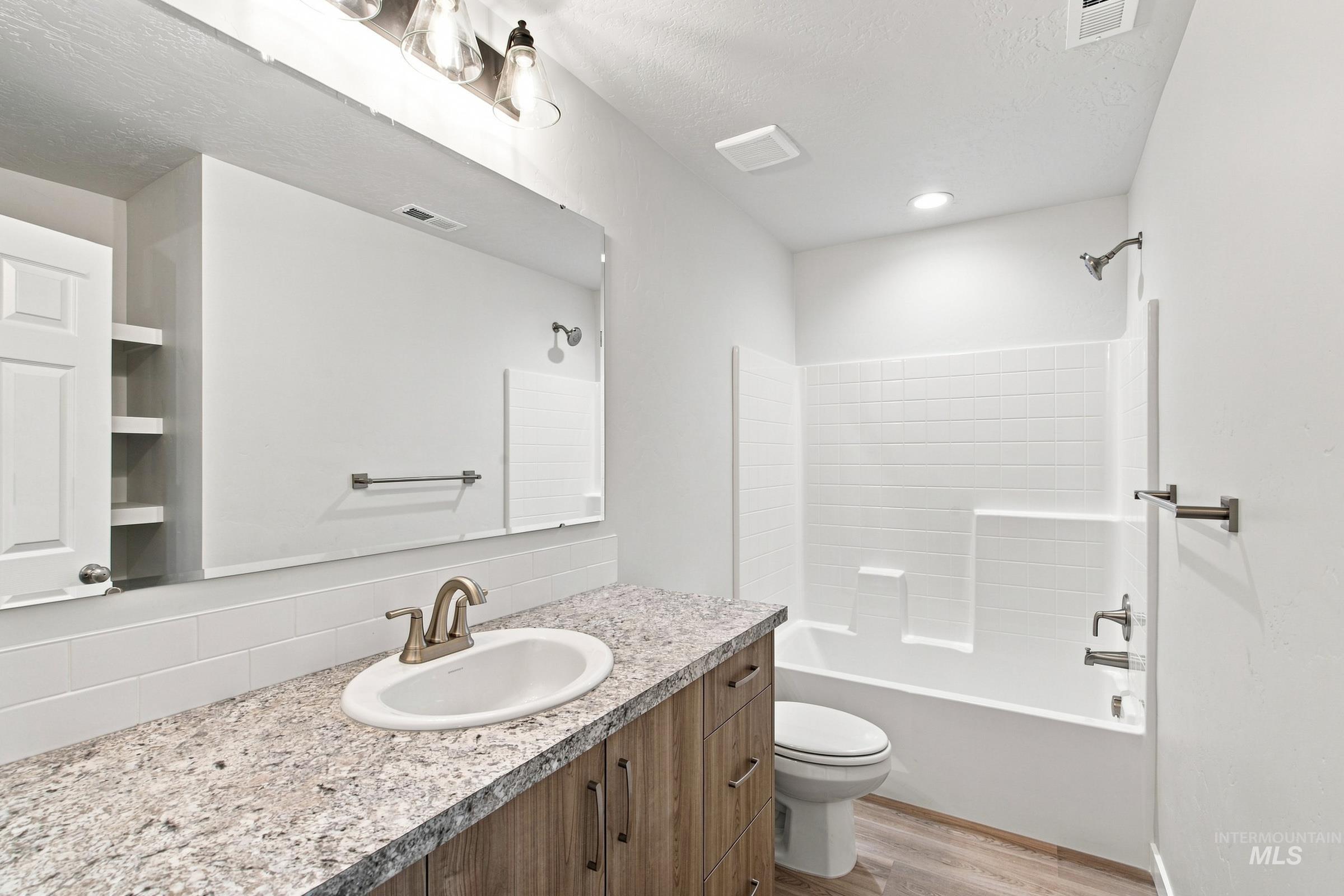 1452 Sunday River St Property Photo 18