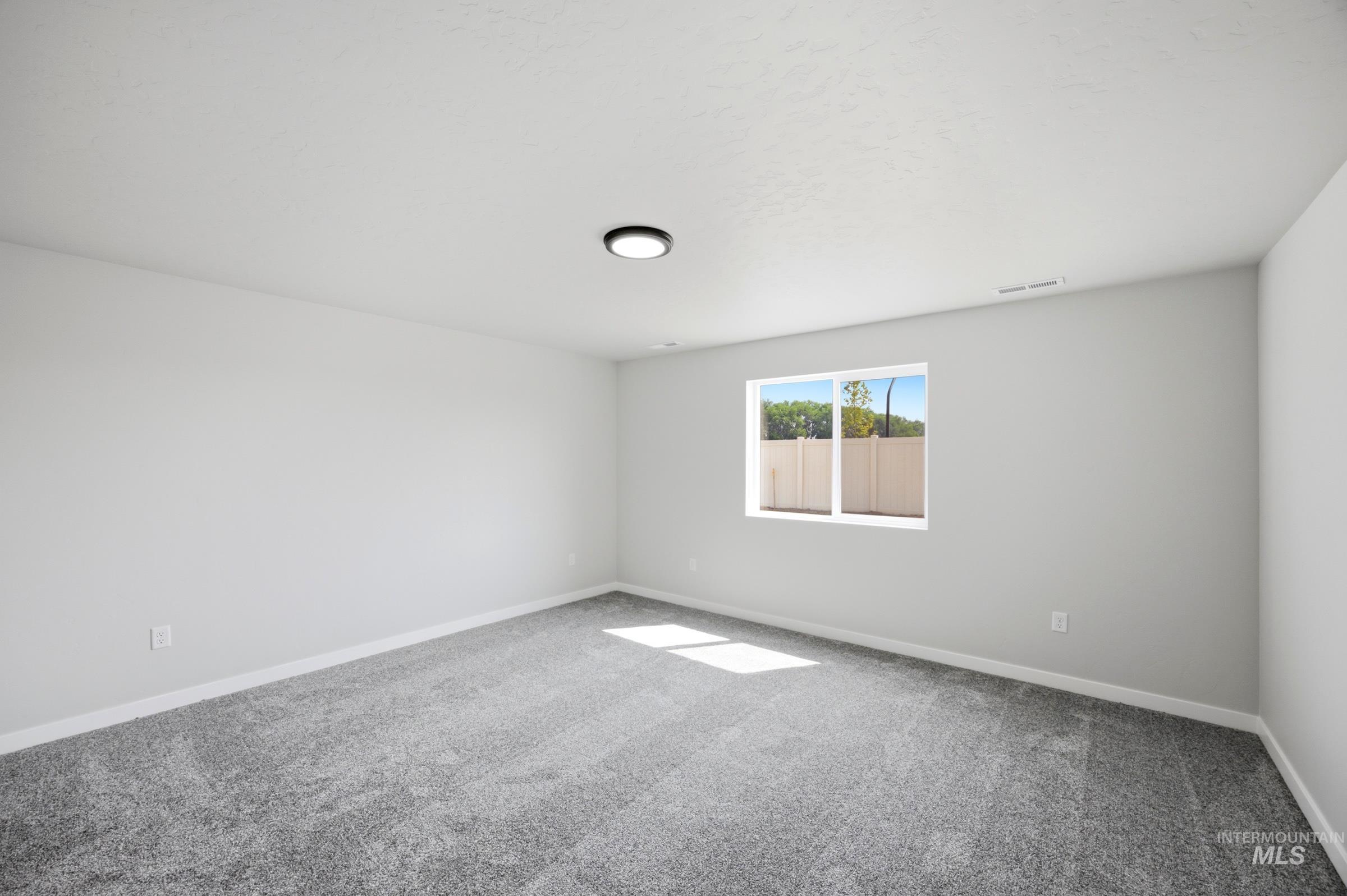 216 Benbrook Ave Property Photo 10